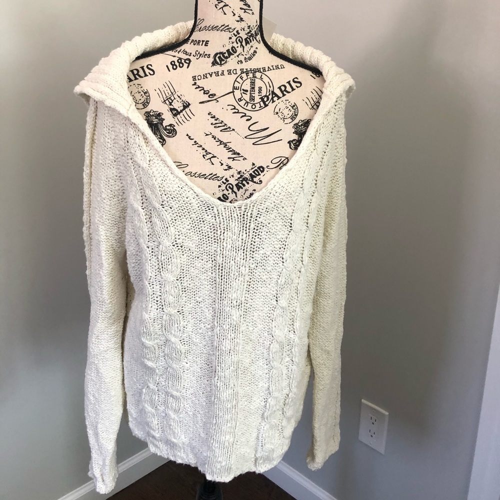 Old Navy Sweater NWT